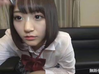 【直播】漂亮美女主播车内直播时故意勾引网约车中年司机,司机几次扑上去要操她54分钟